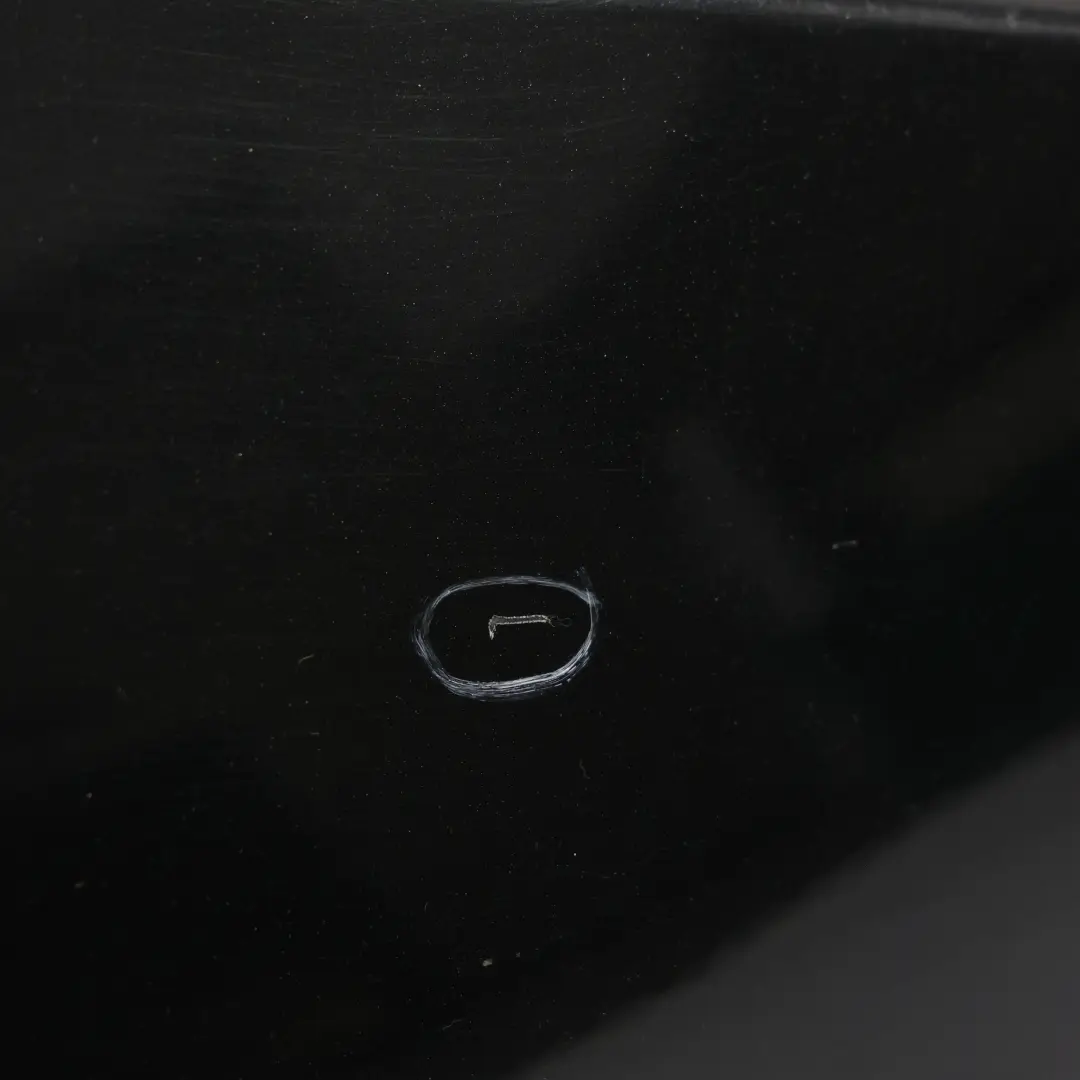 Seitenverkleidung Hinten Links Fender Schwarz Saphir - 475 für BMW Z4 E89 mit Teilenummer 9633661 BMW Z4 E89 Seitenverkleidung Hinten Links Fender Schwarz Saphir - 475 - SKU 9633661-BS - Teilenummer 9633661