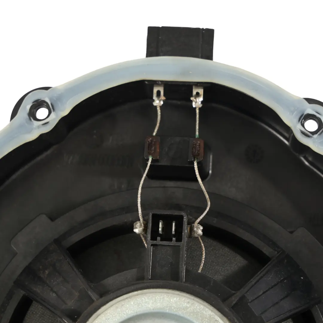 Door Low Tone Speaker Left Right N/O/S to Porsche Macan S 95B Rear with Part number 97064565102 Porsche Macan S 95B Rear Door Low Tone Speaker Left Right N/O/S - SKU 97064565102 - Part number 97064565102