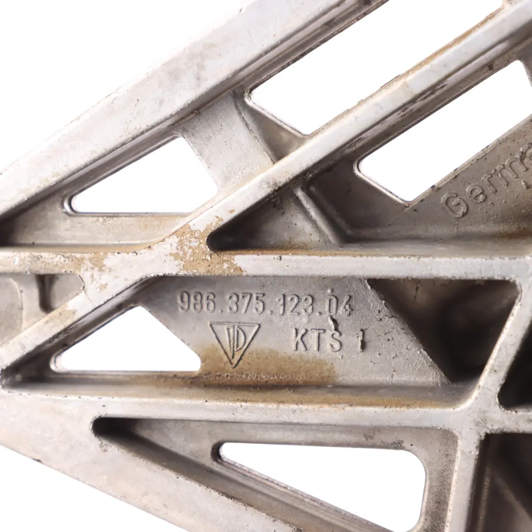 Support De Fixation Moteur 2.7 Essence pour Porsche Boxster 986 à propos du numéro de pièce 98637512304 Porsche Boxster 986 Support De Fixation Moteur 2.7 Essence - SKU 98637512304 - Numéro de pièce 98637512304