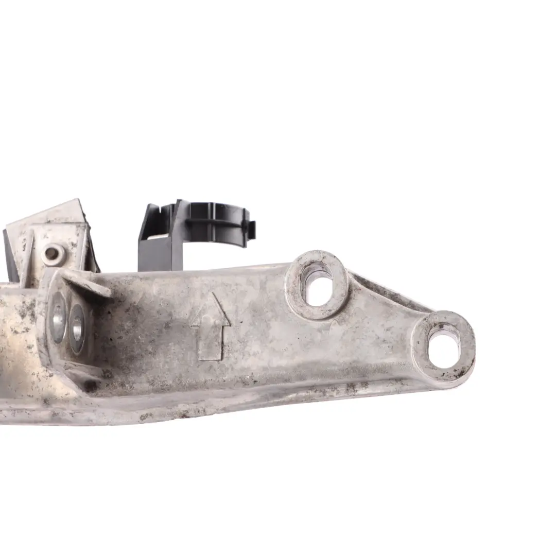 Support Fixation Central Moteur 2.7 Essence pour Porsche Boxster 986 à propos du numéro de pièce 98637530901 Porsche Boxster 986 Support Fixation Central Moteur 2.7 Essence - SKU 98637530901 - Numéro de pièce 98637530901