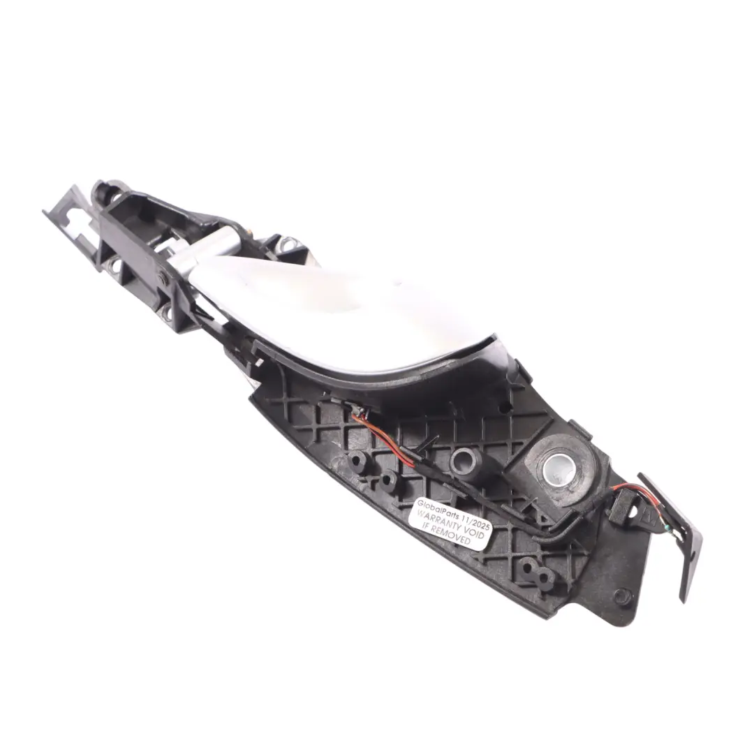 Attuatore Maniglia Interna Porta Destra 98655559002 per Porsche Boxster 986 con numero di parte 98655527202 Porsche Boxster 986 Attuatore Maniglia Interna Porta Destra 98655559002 - SKU 98655527202 - Numero di parte 98655527202