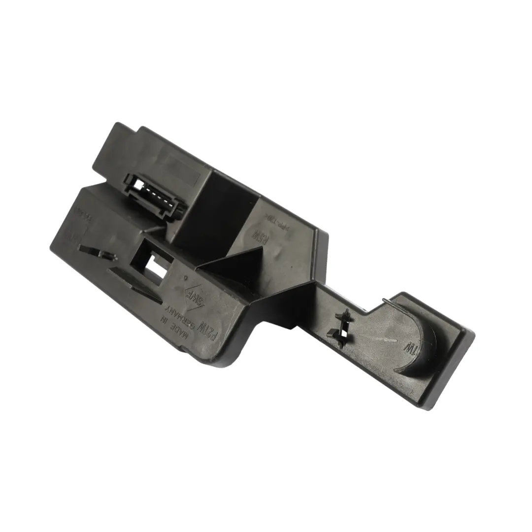 Support De Douille De Lampe Arrière Gauche 393.643 pour Porsche Boxster 986 à propos du numéro de pièce 98663145100 Porsche Boxster 986 Support De Douille De Lampe Arrière Gauche 393.643 - SKU 98663145100 - Numéro de pièce 98663145100