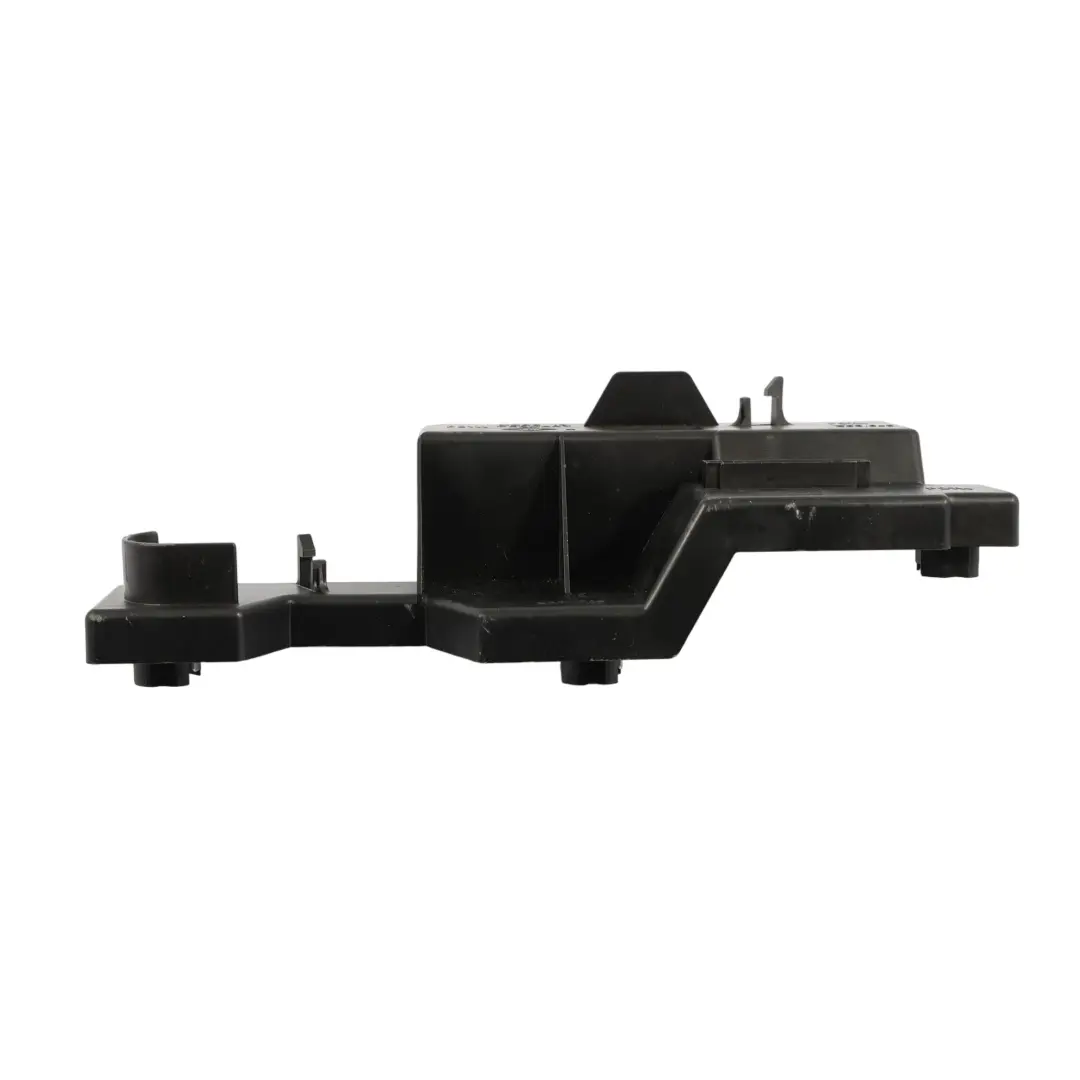Porsche Boxster 986 Support De Douille De Lampe Arrière Gauche 393.643 - SKU 98663145100 - Numéro de pièce 98663145100