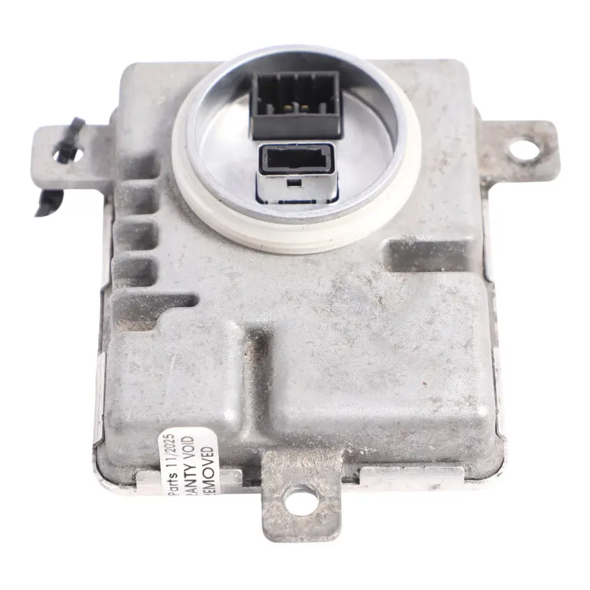 Front Xenon Headlight Ballast Control Module to Porsche Macan S 95B with Part number 99161832303 Porsche Macan S 95B Front Xenon Headlight Ballast Control Module - SKU 99161832303 - Part number 99161832303