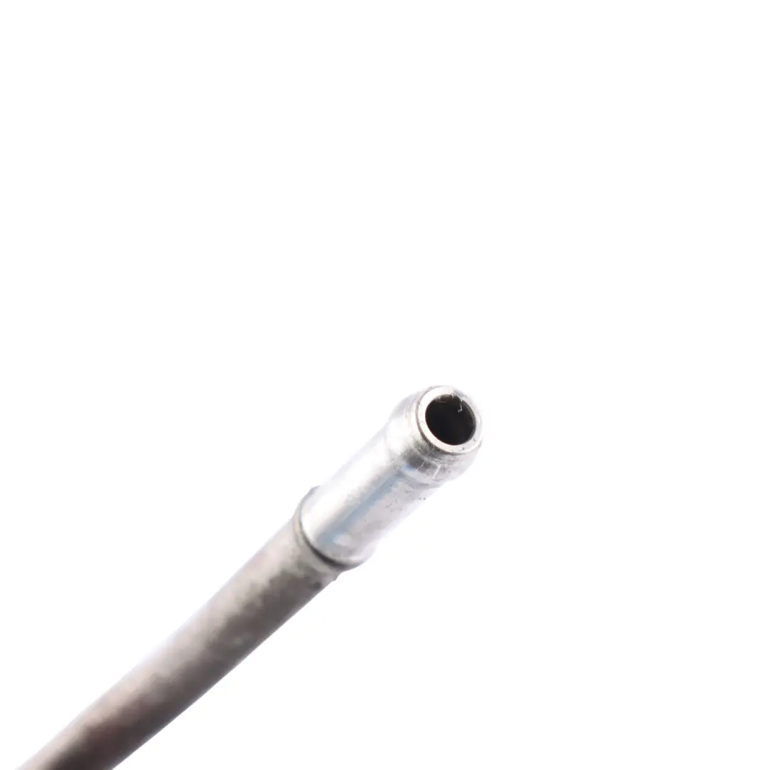 Tubo Raffreddamento Acqua Motore Sfiato Sinistro per Porsche Boxster 986 con numero di parte 99610622554 Porsche Boxster 986 Tubo Raffreddamento Acqua Motore Sfiato Sinistro - SKU 99610622554 - Numero di parte 99610622554