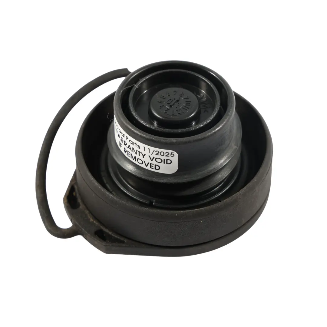 Tapa Del Depósito De Combustible Tornillo para Porsche Boxster 986 con número de pieza 99620124102 Porsche Boxster 986 Tapa Del Depósito De Combustible Tornillo - SKU 99620124102 - Número de pieza 99620124102