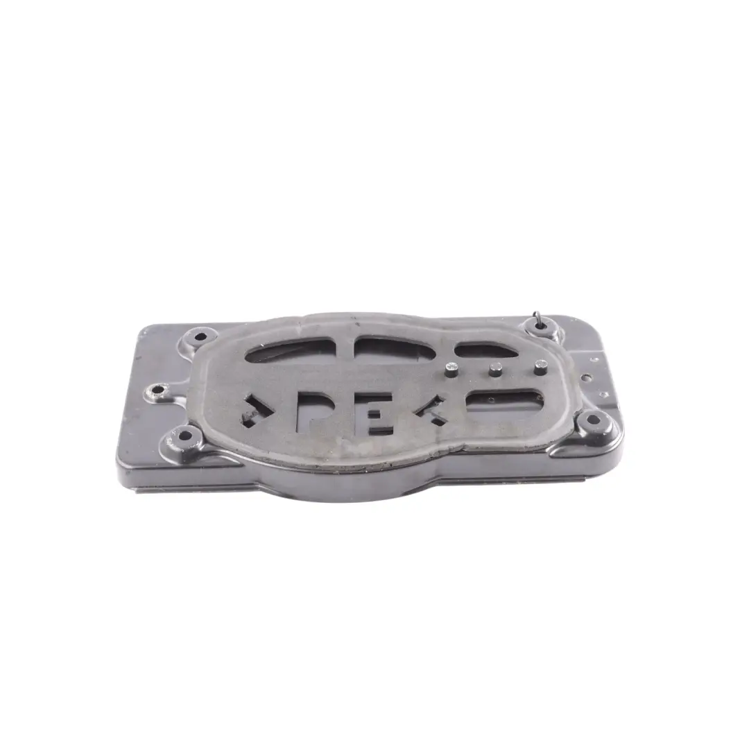 Batteriefach Untere Halter Abdeckung für Porsche Boxster 986 mit Teilenummer 99650415100 Porsche Boxster 986 Batteriefach Untere Halter Abdeckung - SKU 99650415100 - Teilenummer 99650415100