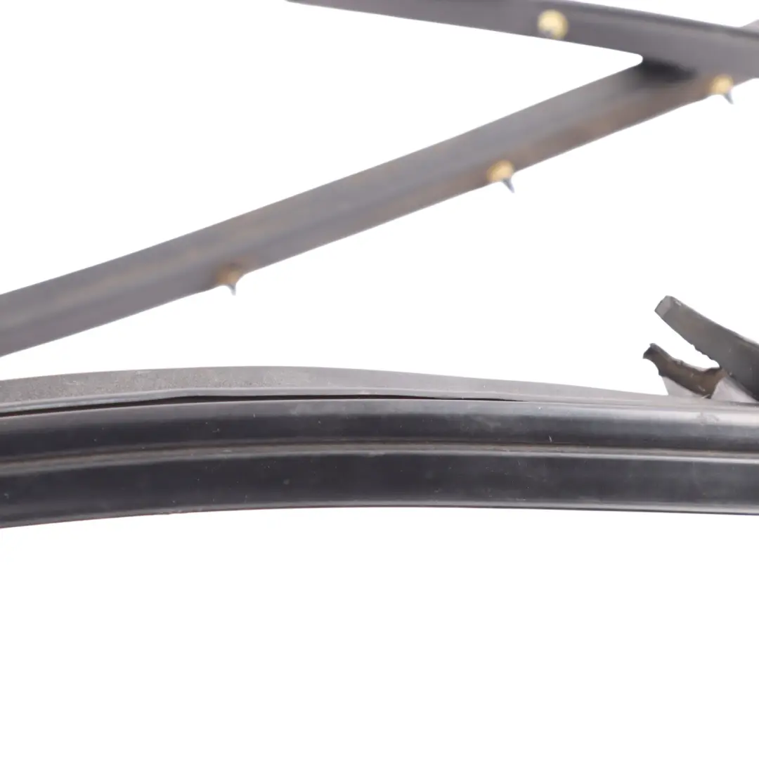 Window Outer Seal Gasket Right O/S Door to Porsche Boxster 986 with Part number 99653708607 Porsche Boxster 986 Window Outer Seal Gasket Right O/S Door - SKU 99653708607 - Part number 99653708607