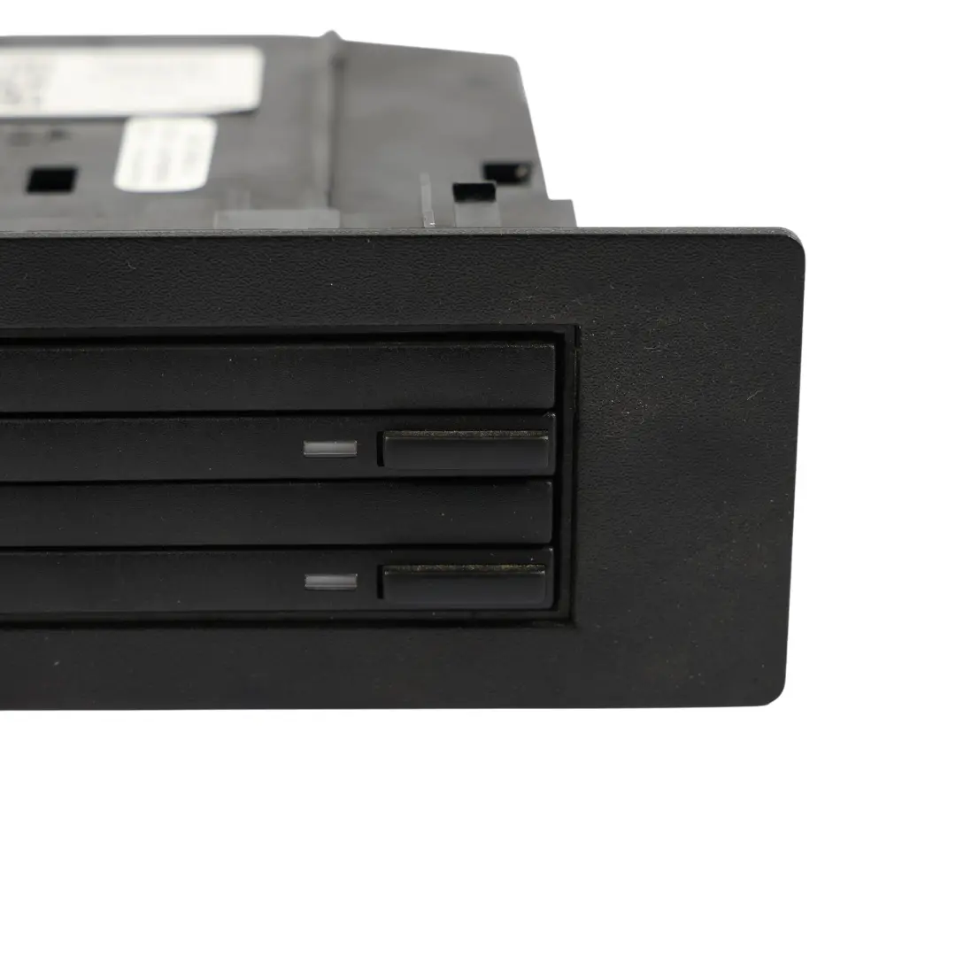 Pojemnik Schowek Płyt CD Konsola Środkowa do Porsche Boxster 986 o numerze 99655244300 Porsche Boxster 986 Pojemnik Schowek Płyt CD Konsola Środkowa - SKU 99655244300 - Numer Części 99655244300