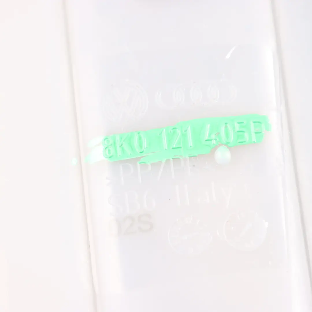 Porsche Macan 95B Expansion Tank Header Coolant Reservoir Bottle 8K0121405P - SKU 9A712140500 - Part number 9A712140500