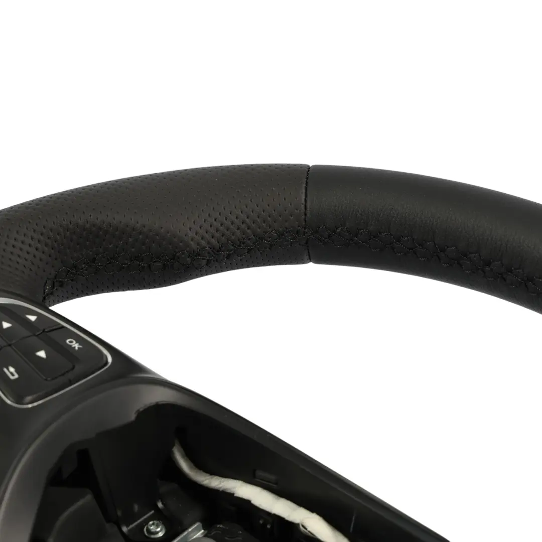 NUOVO Volante in pelle nera multifunzione per Mercedes Vito W447 con numero di parte A0004608103 Mercedes Vito W447 NUOVO Volante in pelle nera multifunzione - SKU A0004608103-1 - Numero di parte A0004608103