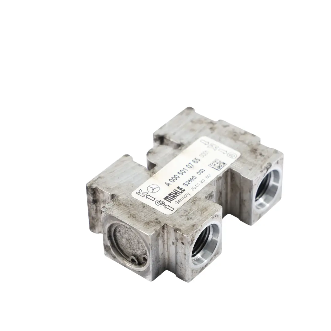 W207 W211 Termostato Radiatore Olio Radiatore per Mercedes W164 W204 con numero di parte A0005010765 Mercedes W164 W204 W207 W211 Termostato Radiatore Olio Radiatore - SKU A0005010765-2 - Numero di parte A0005010765