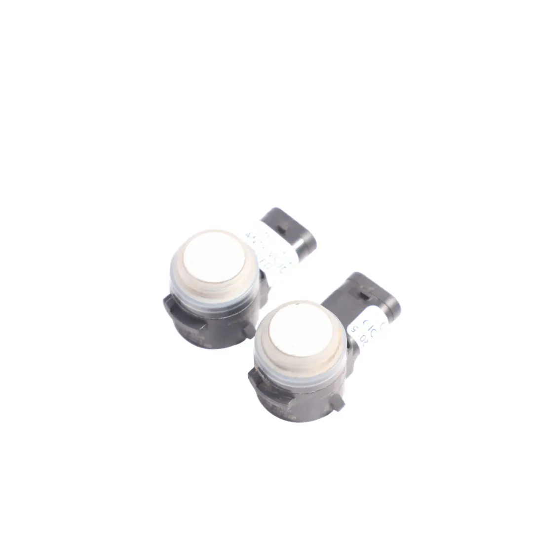 W207 Einparkhilfe PDC Set X2 Polar Silber - 761 für Mercedes W205 mit Teilenummer A0009055504 Mercedes W205 W207 Einparkhilfe PDC Set X2 Polar Silber - 761 - SKU A0009055504-PLS1 - Teilenummer A0009055504