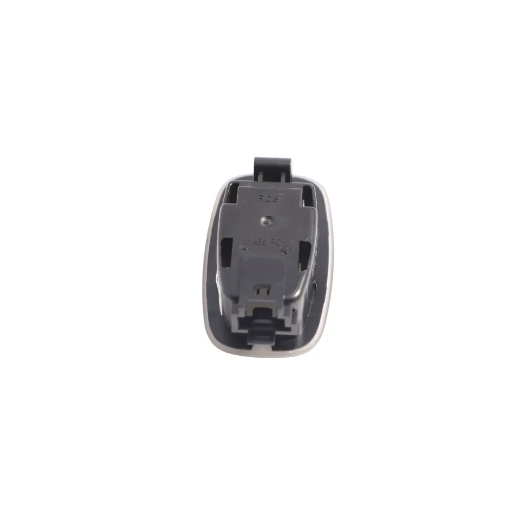 Luce Interna Piedi Anteriore Destra Sinistra per Mercedes W177 CL C118 con numero di parte A0009062012 Mercedes W177 CL C118 Luce Interna Piedi Anteriore Destra Sinistra - SKU A0009062012 - Numero di parte A0009062012
