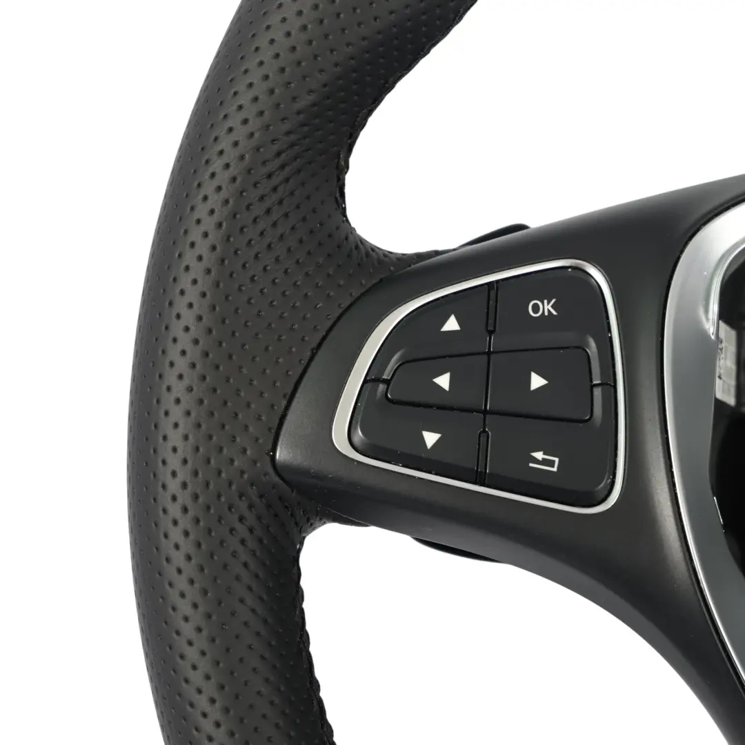 W156 W176 W242 W246 NOUVEAU Volant en Cuir Noir avec Palettes pour Mercedes C117 à propos du numéro de pièce A0014609103 Mercedes C117 W156 W176 W242 W246 NOUVEAU Volant en Cuir Noir avec Palettes - SKU A0014609103-1 - Numéro de pièce A0014609103