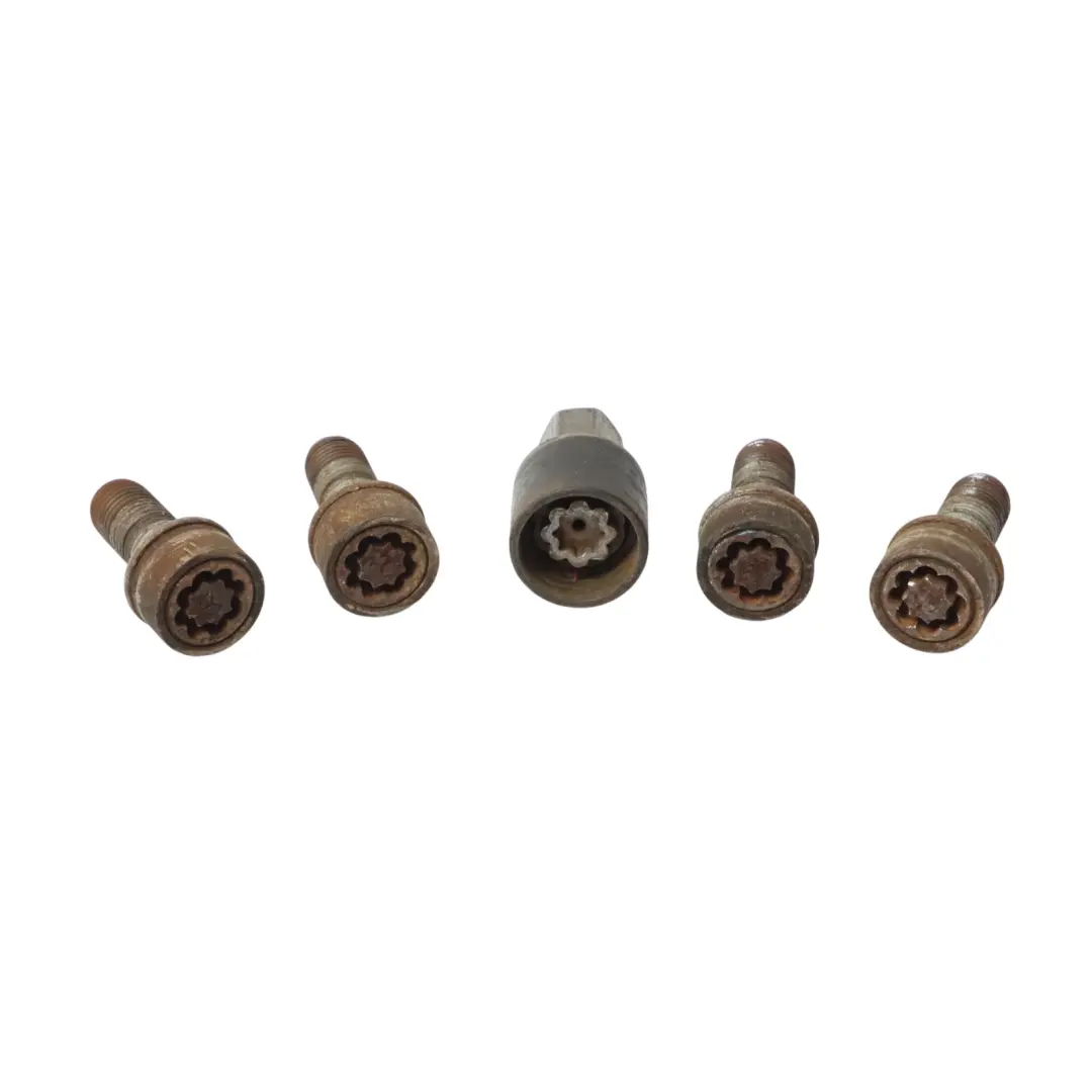 Bulloni sicurezza Mercedes W176 W204 W205 Bullone ruota posteriore anteriore Set per con numero di parte A0019901607 Bulloni sicurezza Mercedes W176 W204 W205 Bullone ruota posteriore anteriore Set - SKU A0019901607-3 - Numero di parte A0019901607