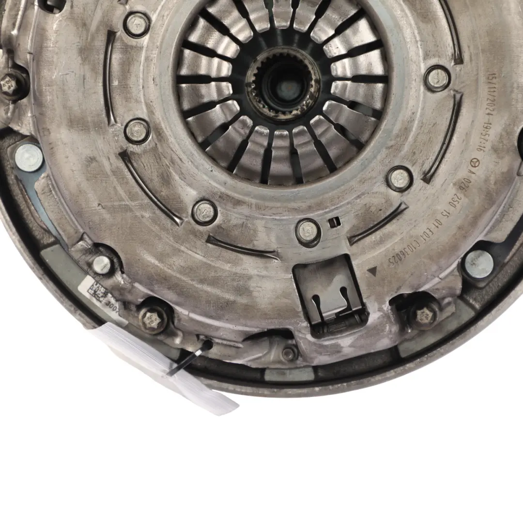 Clutch Kit Dual Twin Mass Flywheel M274 Petrol to Mercedes W205 W213 with Part number A0262501501 Mercedes W205 W213 Clutch Kit Dual Twin Mass Flywheel M274 Petrol - SKU A0262501501-1 - Part number A0262501501