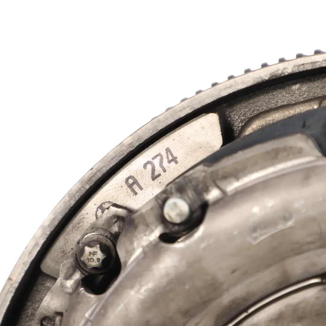 Clutch Kit Dual Twin Mass Flywheel M274 Petrol to Mercedes W205 W213 with Part number A0262501501 Mercedes W205 W213 Clutch Kit Dual Twin Mass Flywheel M274 Petrol - SKU A0262501501-1 - Part number A0262501501