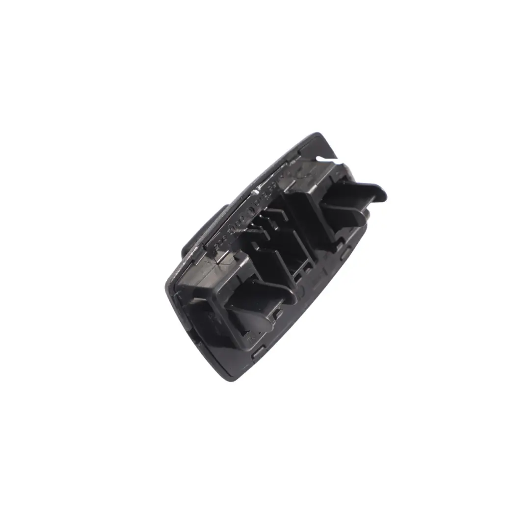Support Fixation Pare Soleil Contre Appui Noir pour Mercedes W177 à propos du numéro de pièce A1668100012 Mercedes W177 Support Fixation Pare Soleil Contre Appui Noir - SKU A1668100012 - Numéro de pièce A1668100012