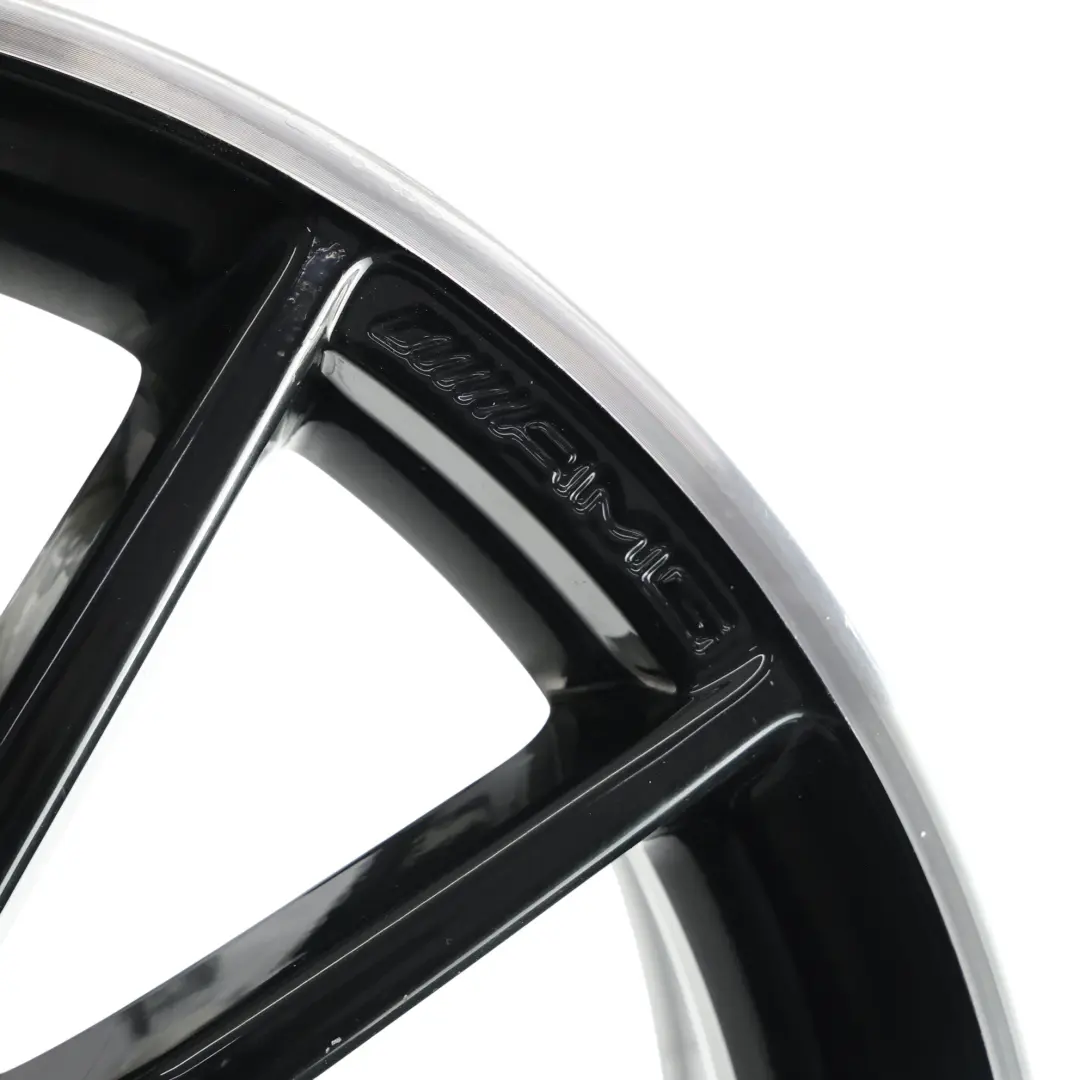 Czarna Felga Aluminiowa 18" ET:52 7.5J do Mercedes W176 W246 AMG o numerze A1764010200 Mercedes W176 W246 AMG Czarna Felga Aluminiowa 18" ET:52 7.5J - SKU A1764010200-5 - Numer Części A1764010200