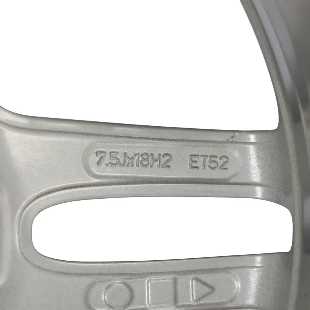 Felga Aluminiowa Alufelga 18" ET:52 7,5J do Mercedes W176 AMG o numerze A1764010700 Mercedes W176 AMG Felga Aluminiowa Alufelga 18" ET:52 7,5J - SKU A1764010700-1 - Numer Części A1764010700