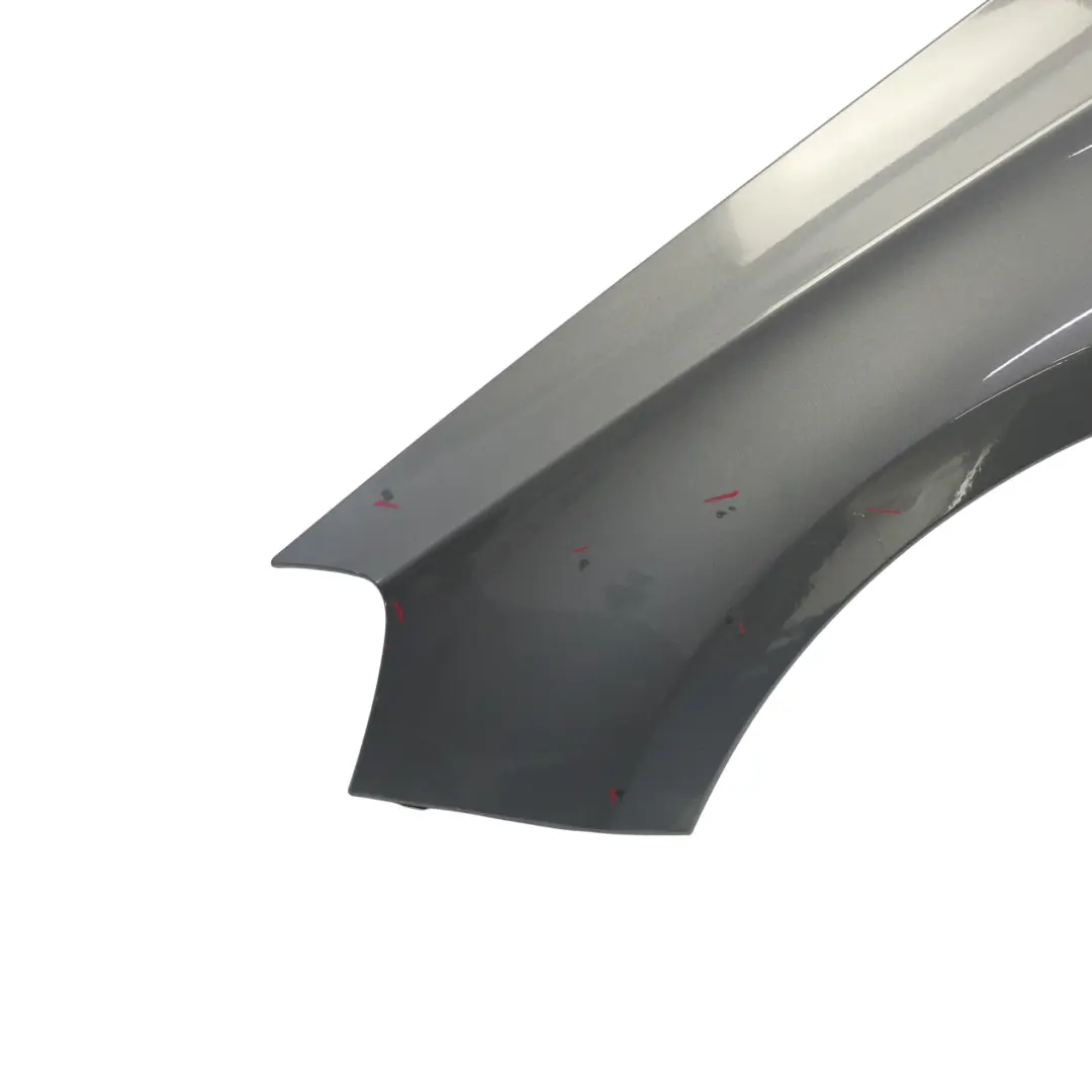 Pannello Parafango Anteriore Sinistro Laterale Mountain Grey 787 per Mercedes W176 con numero di parte A1768810101 Mercedes W176 Pannello Parafango Anteriore Sinistro Laterale Mountain Grey 787 - SKU A1768810101-MG - Numero di parte A1768810101
