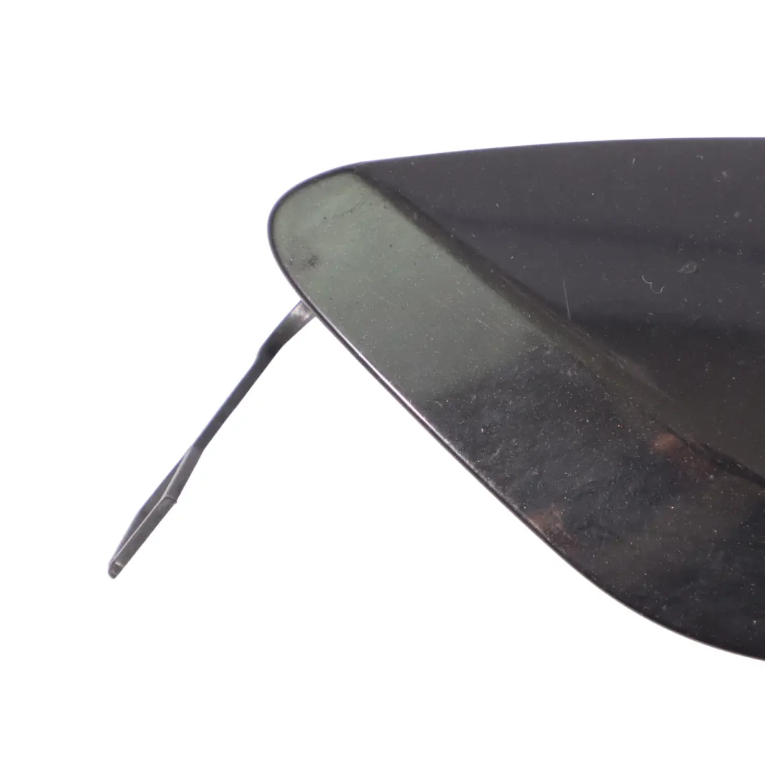 Copertura Gancio Di Traino Anteriore Kosmos Nero - 191 per Mercedes W176 con numero di parte A1768850122 Mercedes W176 Copertura Gancio Di Traino Anteriore Kosmos Nero - 191 - SKU A1768850122-KB - Numero di parte A1768850122