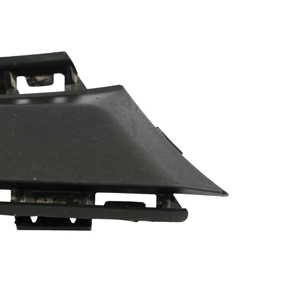 Supporto Sensore Parcheggio PDC Anteriore Destro per Mercedes W176 con numero di parte A1768853400 Mercedes W176 Supporto Sensore Parcheggio PDC Anteriore Destro - SKU A1768853400 - Numero di parte A1768853400