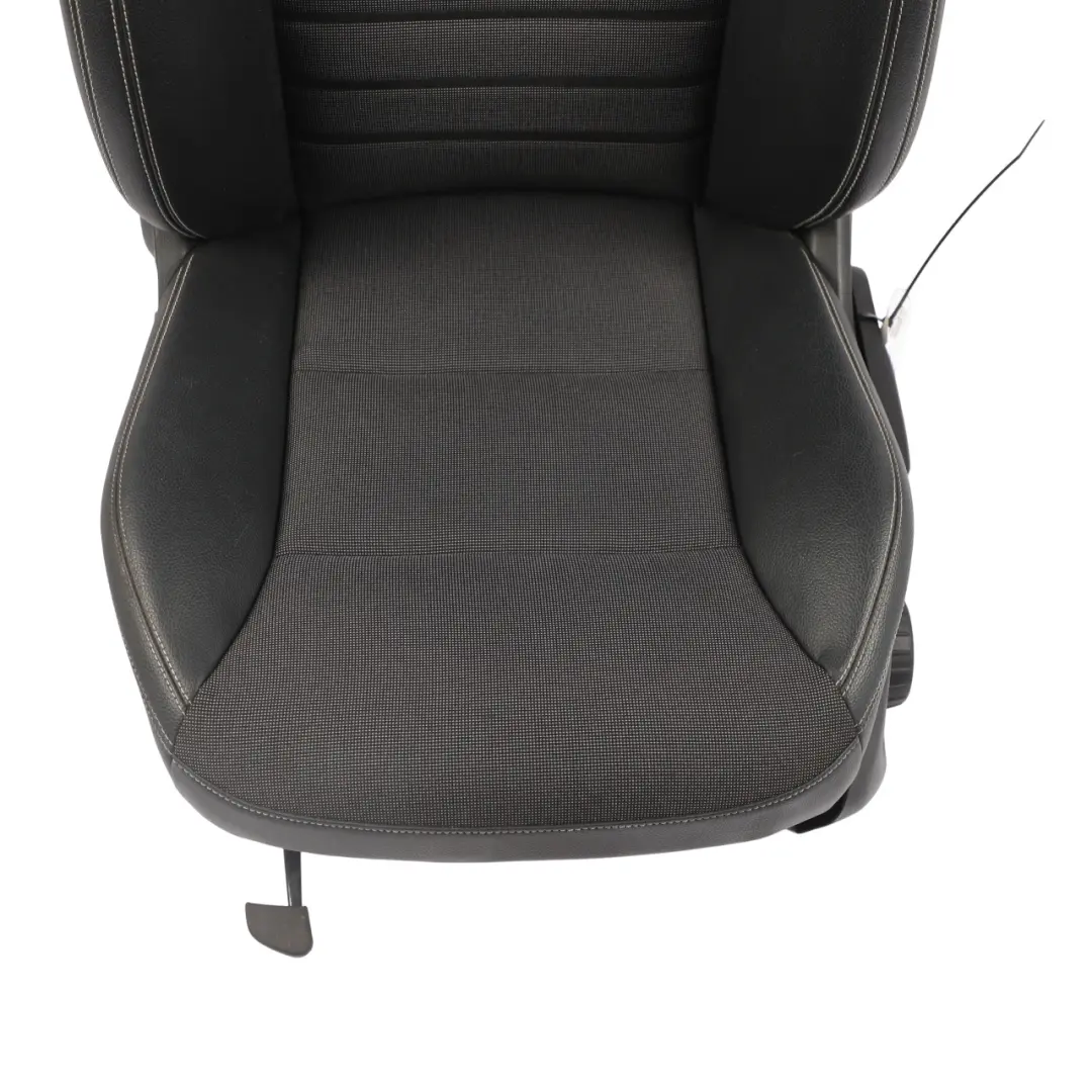 Asiento Delantero Sport Izquierdo Cuero Tela Negro para Mercedes W176 con número de pieza A1769108501 Mercedes W176 Asiento Delantero Sport Izquierdo Cuero Tela Negro - SKU A1769108501-1 - Número de pieza A1769108501