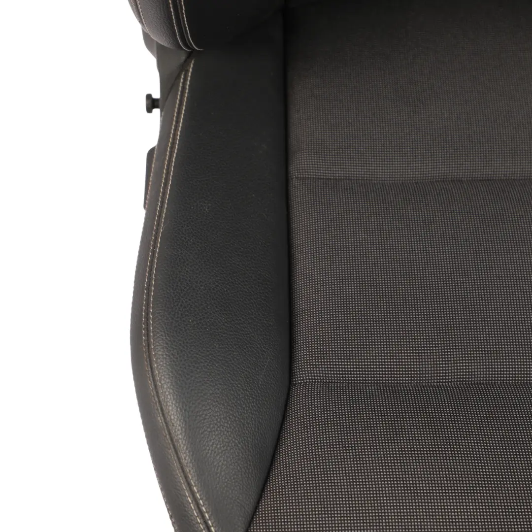 Vordersitz Sport Links Leder Stoff Schwarz für Mercedes W176 mit Teilenummer A1769108501 Mercedes W176 Vordersitz Sport Links Leder Stoff Schwarz - SKU A1769108501-1 - Teilenummer A1769108501