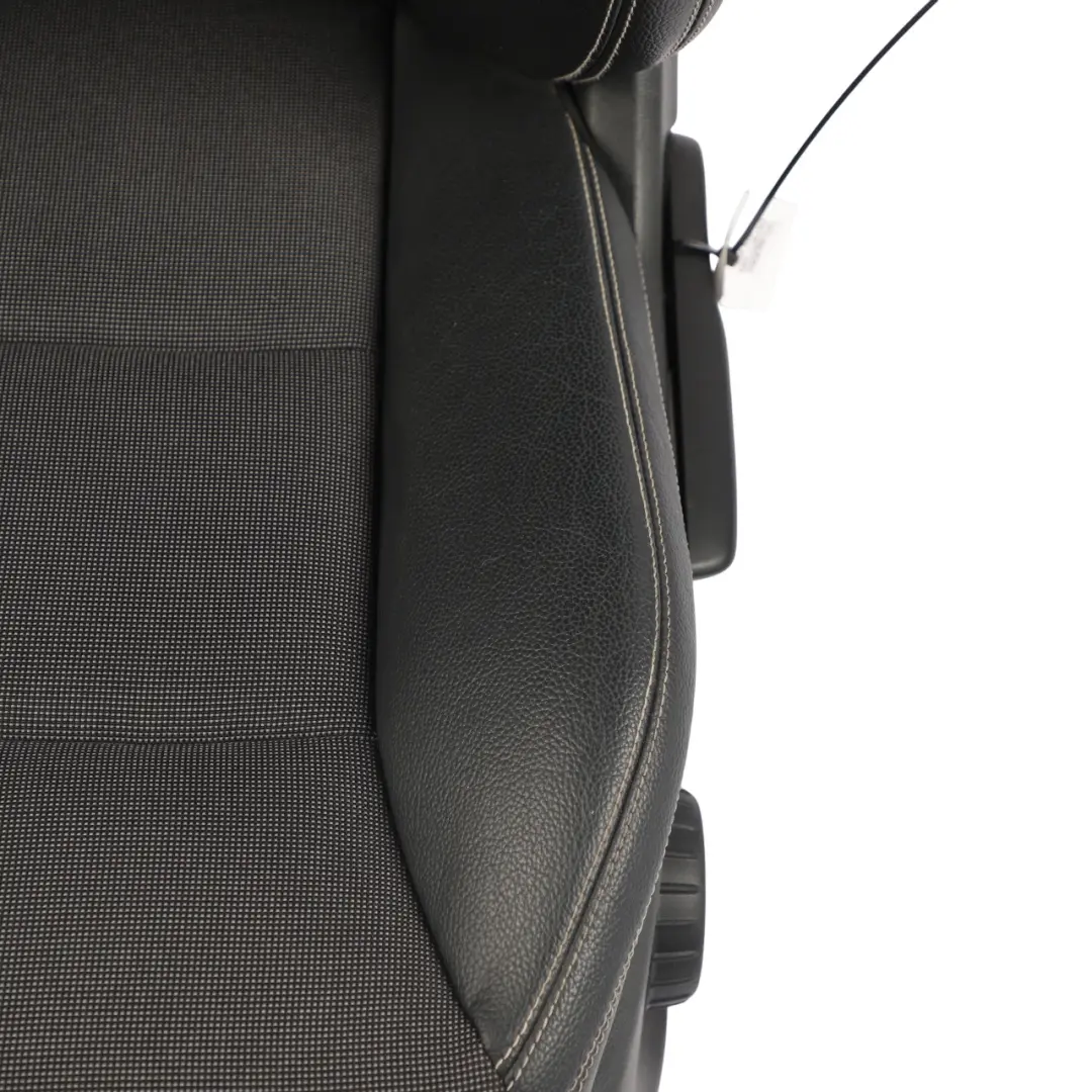 Asiento Delantero Sport Izquierdo Cuero Tela Negro para Mercedes W176 con número de pieza A1769108501 Mercedes W176 Asiento Delantero Sport Izquierdo Cuero Tela Negro - SKU A1769108501-1 - Número de pieza A1769108501