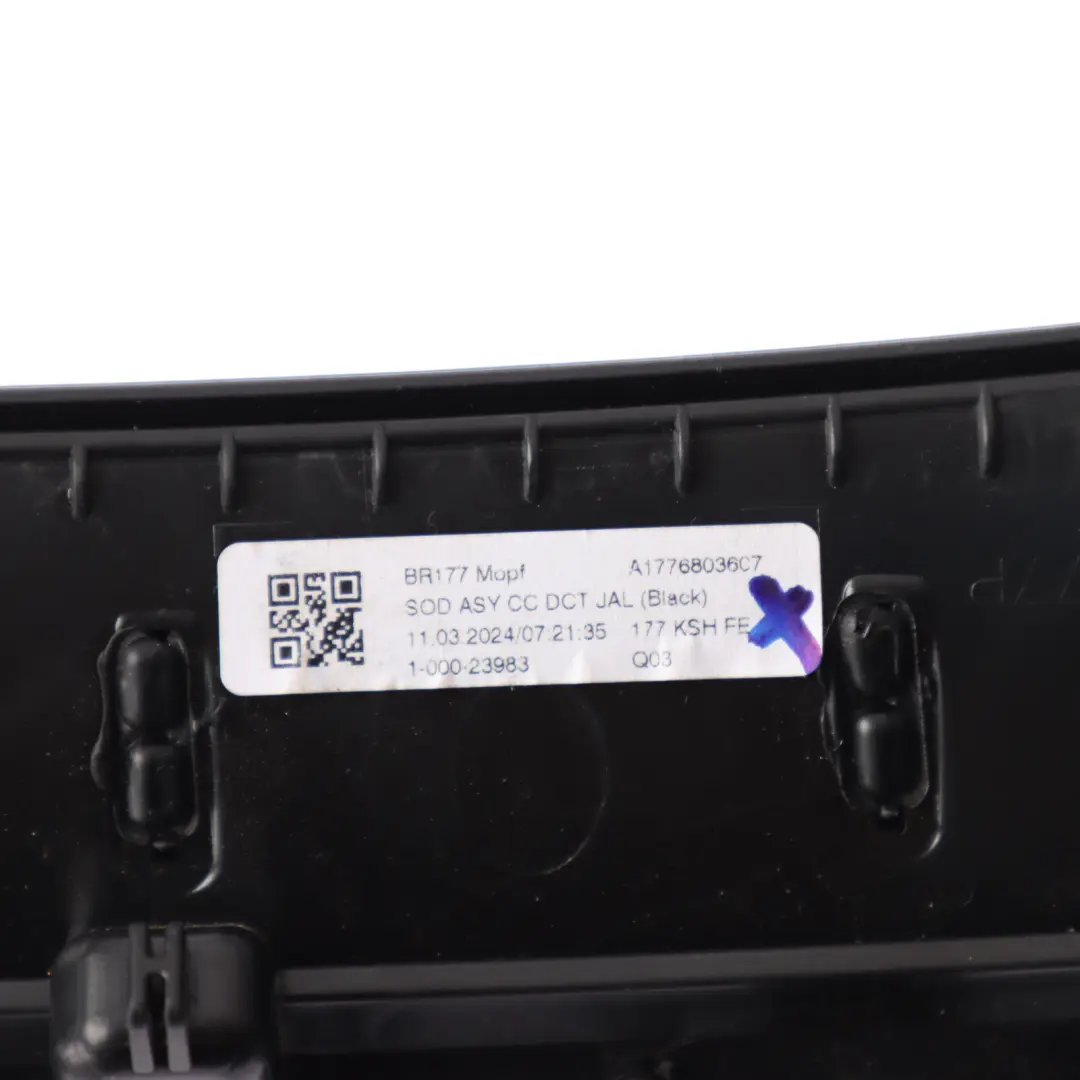 Mittelkonsole Abdeckung Schwarz für Mercedes W177 mit Teilenummer A1776803607 Mercedes W177 Mittelkonsole Abdeckung Schwarz - SKU A1776803607 - Teilenummer A1776803607