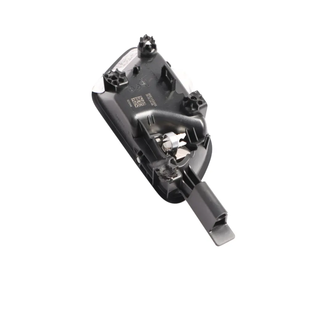 Maniglia Porta Interna Posteriore Anteriore Sinistra A1777601200 per Mercedes W177 con numero di parte A1777601300 Mercedes W177 Maniglia Porta Interna Posteriore Anteriore Sinistra A1777601200 - SKU A1777601300 - Numero di parte A1777601300