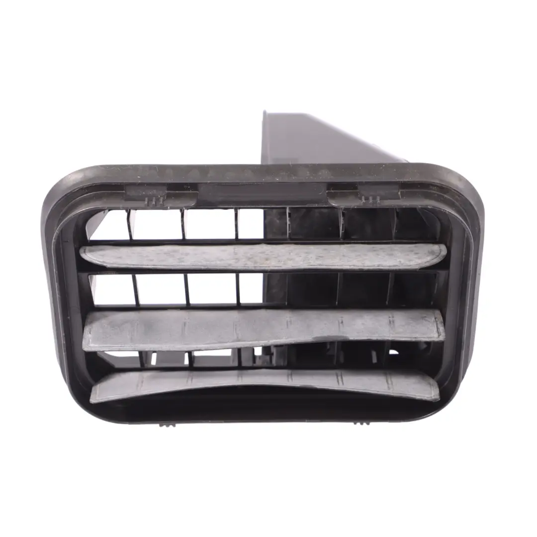 Ventilation Chassis Air Vent Grille Arrière Gauche pour Mercedes W177 à propos du numéro de pièce A1778302000 Mercedes W177 Ventilation Chassis Air Vent Grille Arrière Gauche - SKU A1778302000 - Numéro de pièce A1778302000