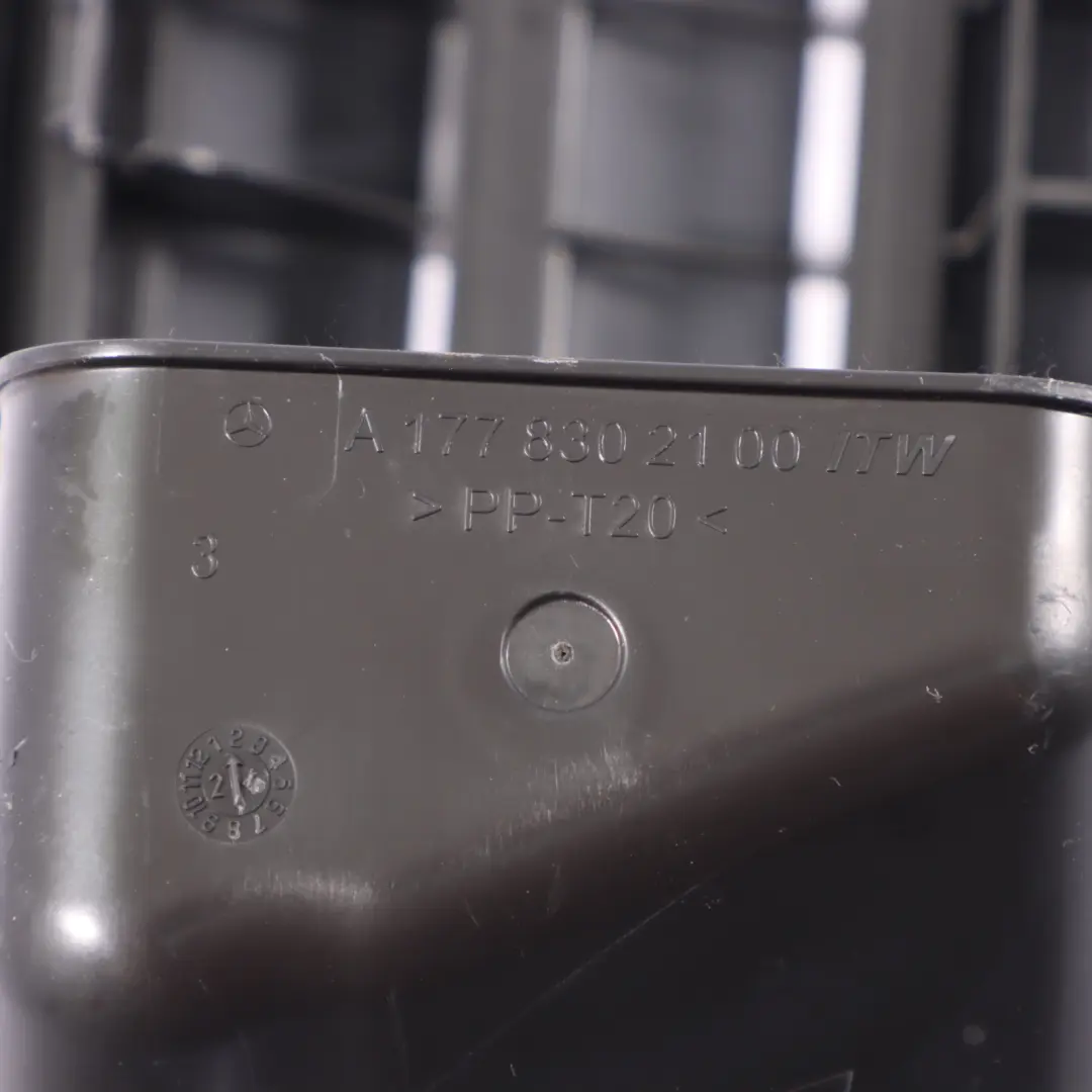 Mercedes W177 Griglia Di Ventilazione Del Telaio Posteriore Destra - SKU A1778302100 - Numero di parte A1778302100