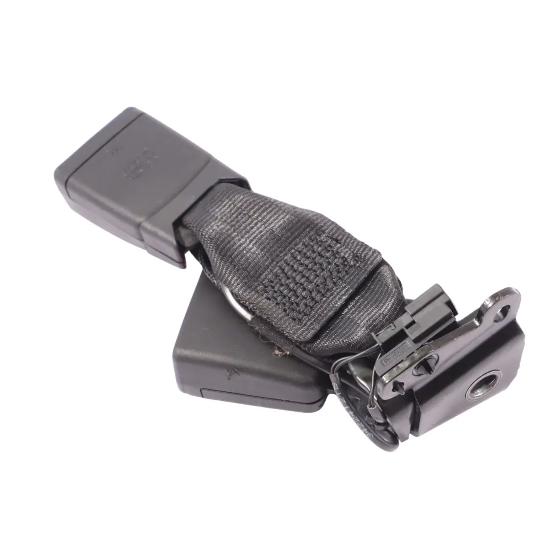 Boucle Ceinture Double Arrière Centrale Droite pour Mercedes W177 à propos du numéro de pièce A1778603102 Mercedes W177 Boucle Ceinture Double Arrière Centrale Droite - SKU A1778603102 - Numéro de pièce A1778603102