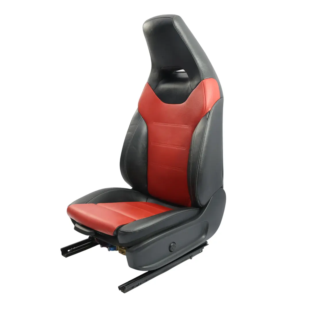 Sedile Anteriore Riscaldato Pelle Memoria Nera Rossa Sinistra per Mercedes C118 W177 con numero di parte A1779101502 Mercedes C118 W177 Sedile Anteriore Riscaldato Pelle Memoria Nera Rossa Sinistra - SKU A1779101502 - Numero di parte A1779101502