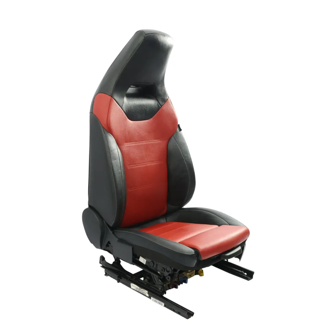 Vordersitz Beheizbar Memory Leder Schwarz Rot Links für Mercedes C118 W177 mit Teilenummer A1779101502 Mercedes C118 W177 Vordersitz Beheizbar Memory Leder Schwarz Rot Links - SKU A1779101502 - Teilenummer A1779101502