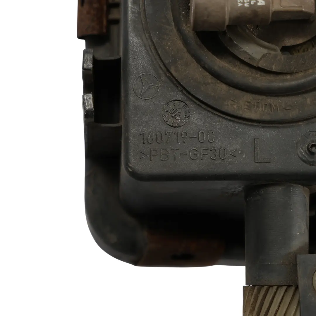 Mercedes W203 Feu Antibrouillard TYC Pare-Chocs Avant Gauche - SKU A2038201756-1 - Numéro de pièce A2038201756