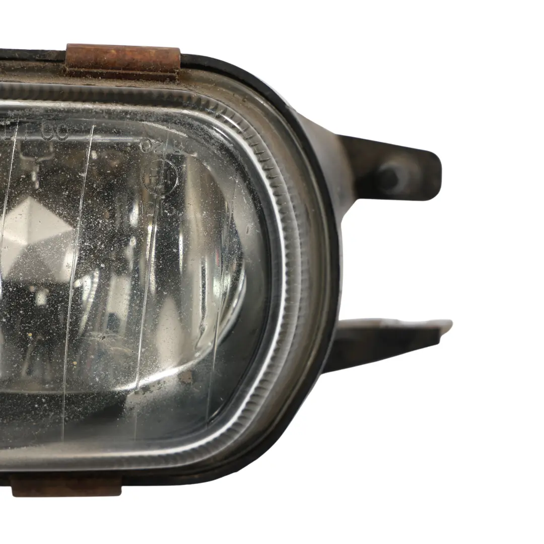 Fendinebbia Luce TYC Paraurti Anteriore Sinistro per Mercedes W203 con numero di parte A2038201756 Mercedes W203 Fendinebbia Luce TYC Paraurti Anteriore Sinistro - SKU A2038201756-1 - Numero di parte A2038201756