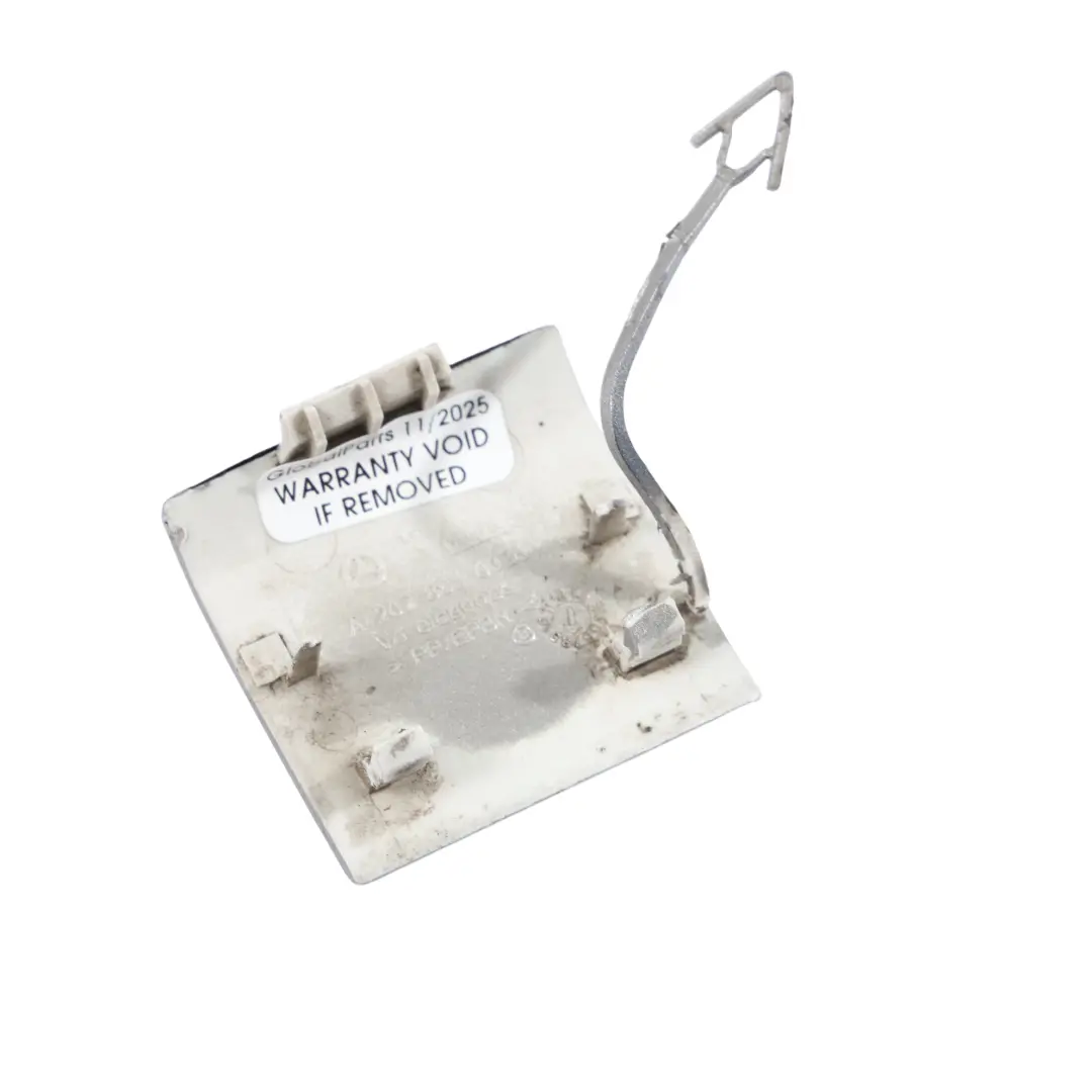 Coperchio Paraurti Anteriore Occhiello Traino Cubanite Silver 723 per Mercedes W203 con numero di parte A2038850026 Mercedes W203 Coperchio Paraurti Anteriore Occhiello Traino Cubanite Silver 723 - SKU A2038850026-CS - Numero di parte A2038850026