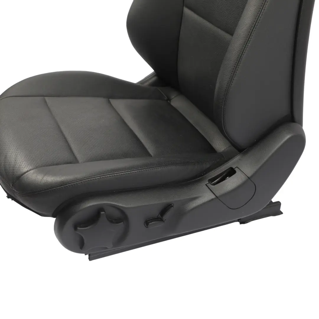 Asiento Delantero Deportivo Eléctrico Cuero Izq para Mercedes W203 AMG Line con número de pieza A2039105847 Mercedes W203 AMG Line Asiento Delantero Deportivo Eléctrico Cuero Izq - SKU A2039105847-1 - Número de pieza A2039105847