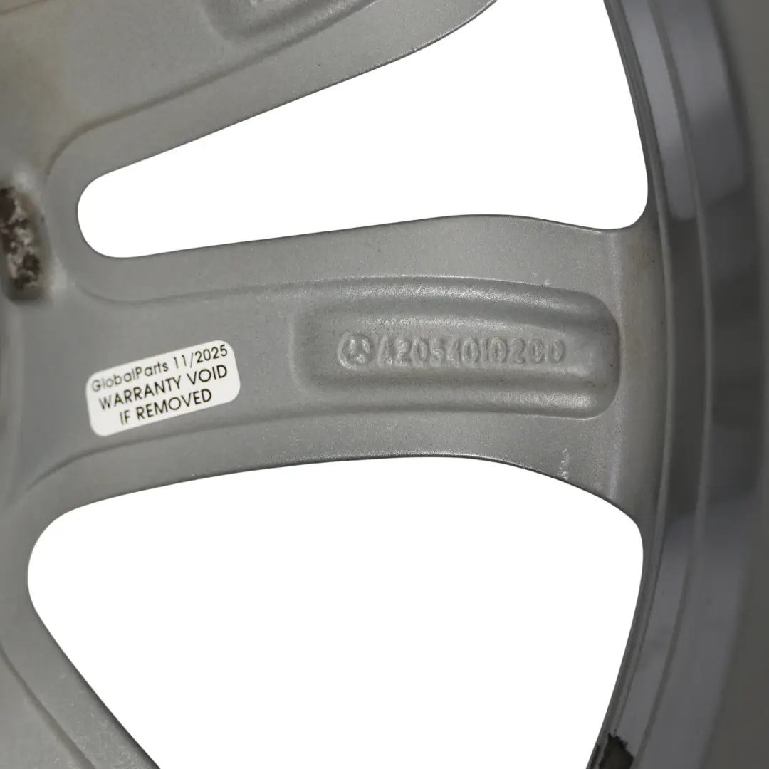 Llanta Mercedes W205 Llanta aleación 5 radios dobles 17" 7J ET:48,5 para con número de pieza A2054010200 Llanta Mercedes W205 Llanta aleación 5 radios dobles 17" 7J ET:48,5 - SKU A2054010200-1 - Número de pieza A2054010200