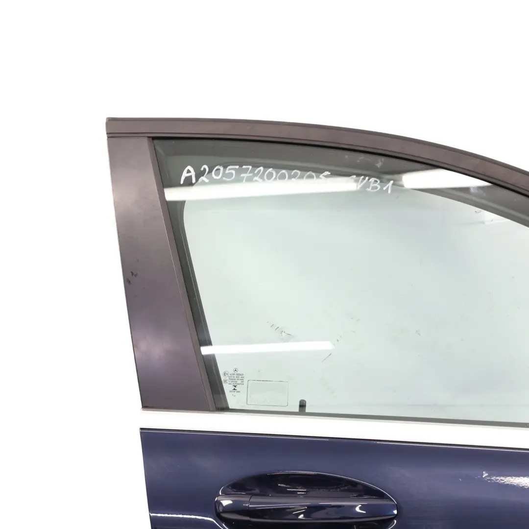 Droite Selenite Grey Metallic Gris - 992 pour Mercedes W205 Porte Avant à propos du numéro de pièce A2057200205 Mercedes W205 Porte Avant Droite Selenite Grey Metallic Gris - 992 - SKU A2057200205-CVB1 - Numéro de pièce A2057200205