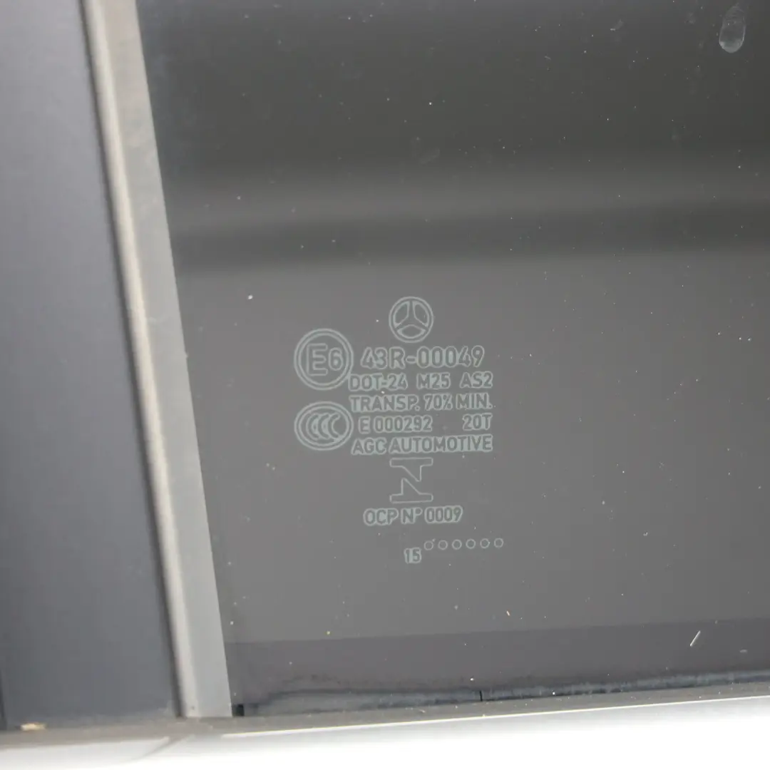 Arrière Droite Cavansite Blue Bleu Metallic - 890 pour Mercedes W205 Porte à propos du numéro de pièce A2057300205 Mercedes W205 Porte Arrière Droite Cavansite Blue Bleu Metallic - 890 - SKU A2057300205-CVB1 - Numéro de pièce A2057300205