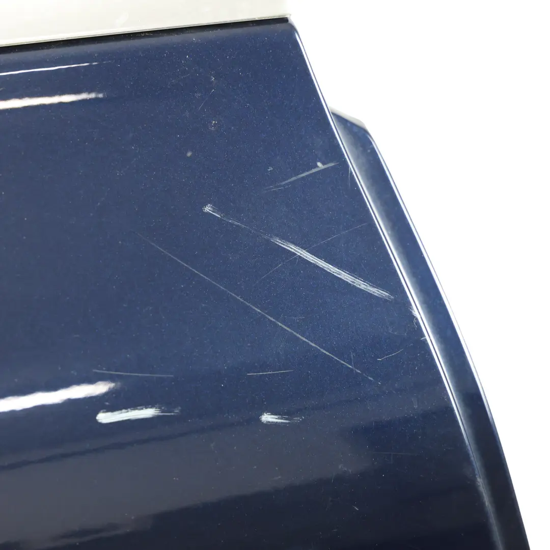 Tür Hinten Rechts Cavansite Blau Metallic - 890 für Mercedes W205 mit Teilenummer A2057300205 Mercedes W205 Tür Hinten Rechts Cavansite Blau Metallic - 890 - SKU A2057300205-CVB1 - Teilenummer A2057300205