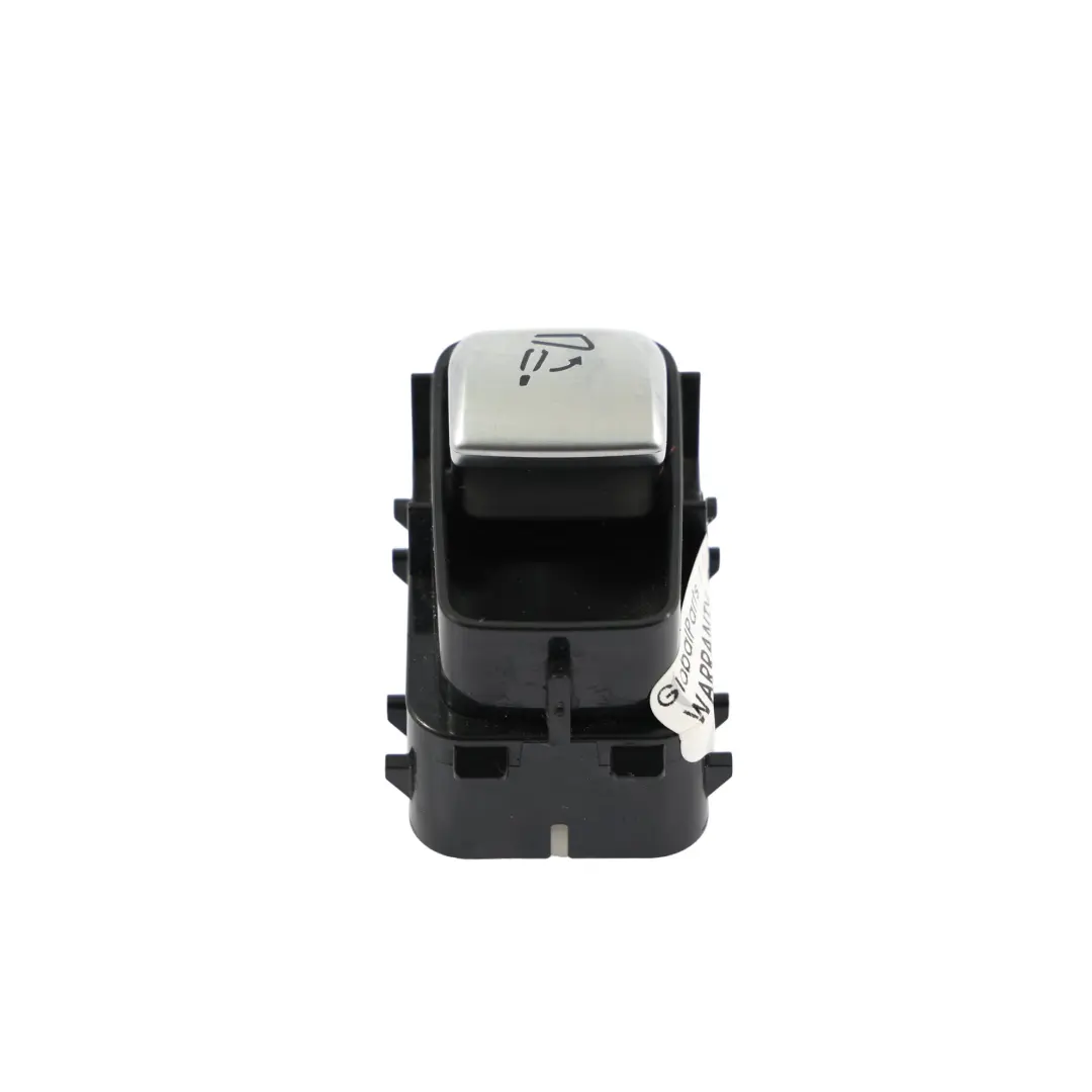 Przełącznik Przycisk Regulacji Tylnej Kanapy do Mercedes A205 o numerze A2059051403 Mercedes A205 Przełącznik Przycisk Regulacji Tylnej Kanapy - SKU A2059051403 - Numer Części A2059051403