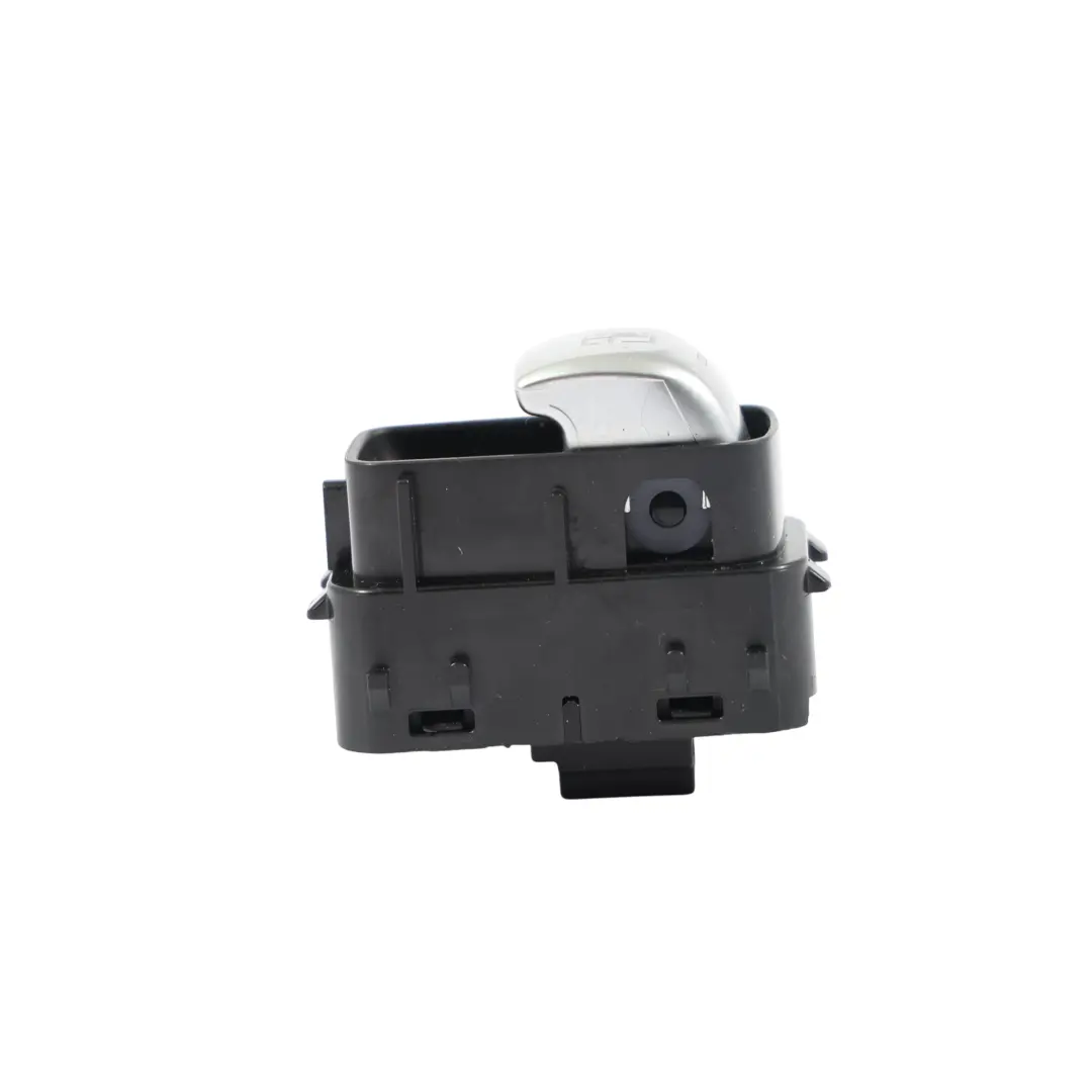 W253 Kraftstoffklappe Öffner Schalter Taste für Mercedes W205 mit Teilenummer A2059051813 Mercedes W205 W253 Kraftstoffklappe Öffner Schalter Taste - SKU A2059051813 - Teilenummer A2059051813