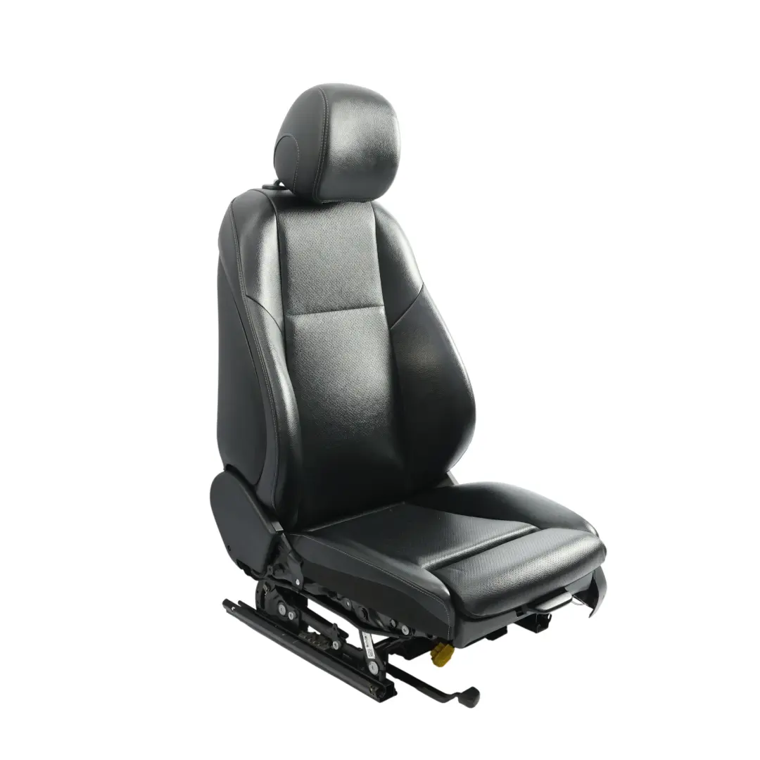 Asiento Delantero Izquierdo Calefactable Imitación Cuero Negro para Mercedes W205 con número de pieza A2059100747 Mercedes W205 Asiento Delantero Izquierdo Calefactable Imitación Cuero Negro - SKU A2059100747-5 - Número de pieza A2059100747
