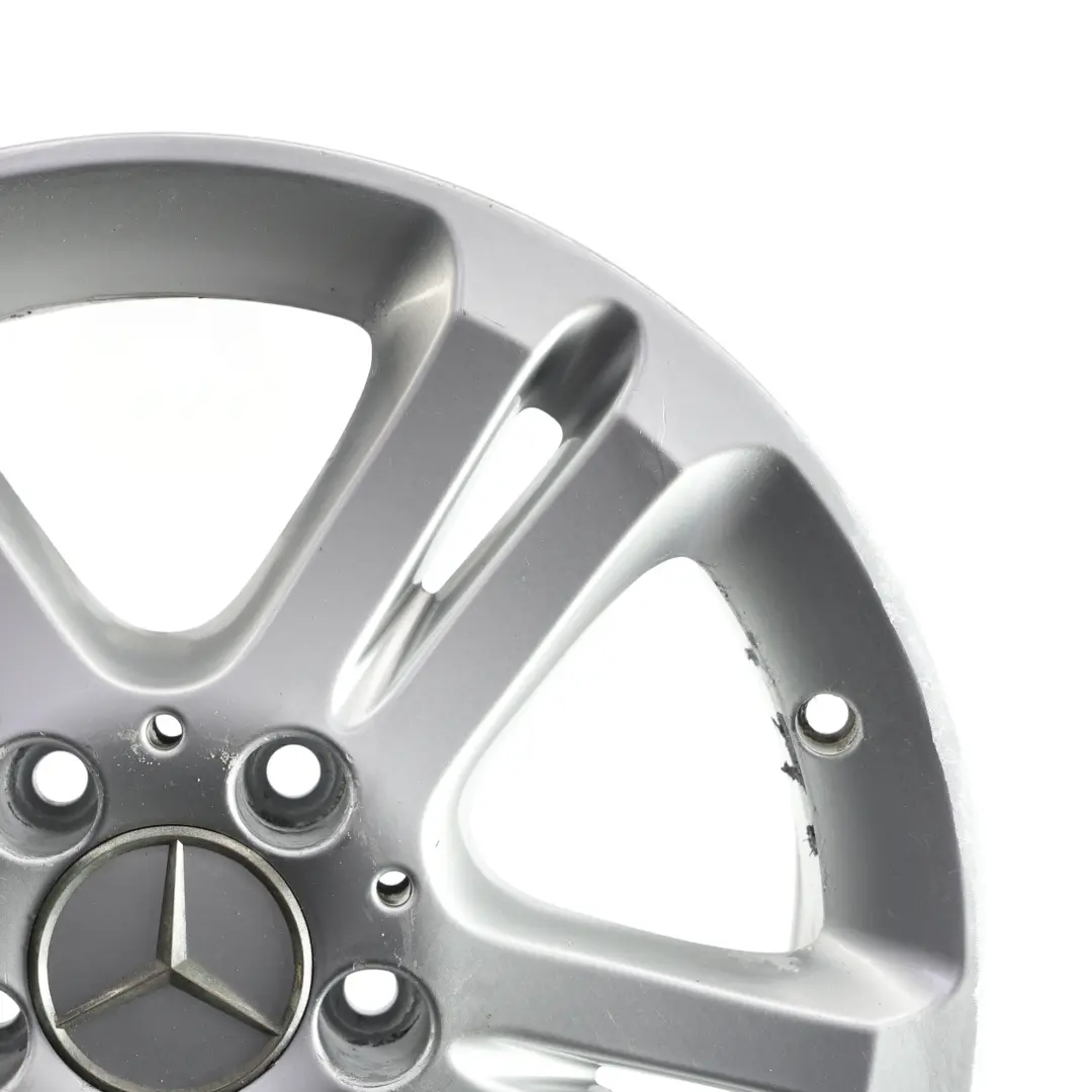 Jante Alliage Argent 16" 5 Double Rayon ET:42 7,5J pour Mercedes W211 à propos du numéro de pièce A2114017102 Mercedes W211 Jante Alliage Argent 16" 5 Double Rayon ET:42 7,5J - SKU A2114017102-1 - Numéro de pièce A2114017102